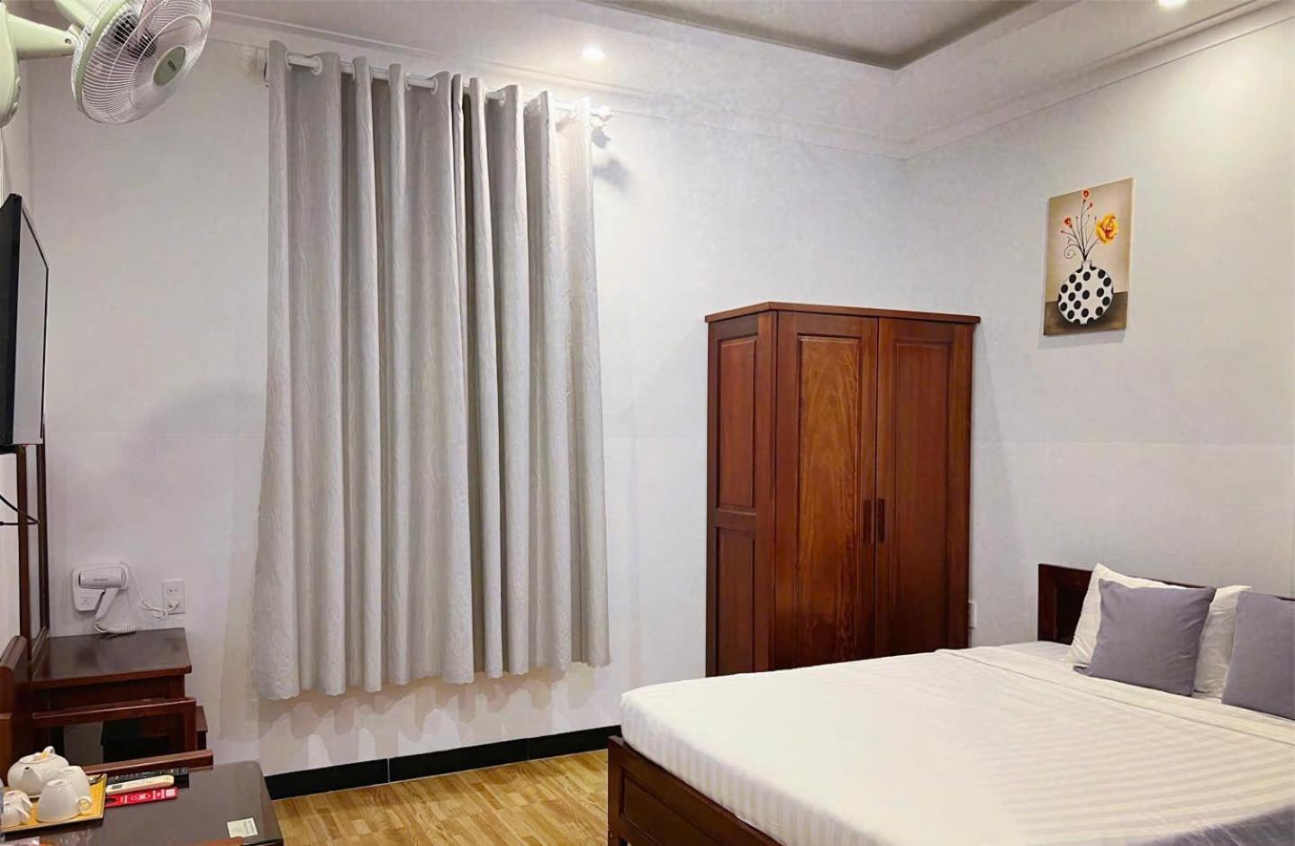 Hotel Khach San Minh Quang Phan Rang-Tháp Chàm Zewnętrze zdjęcie